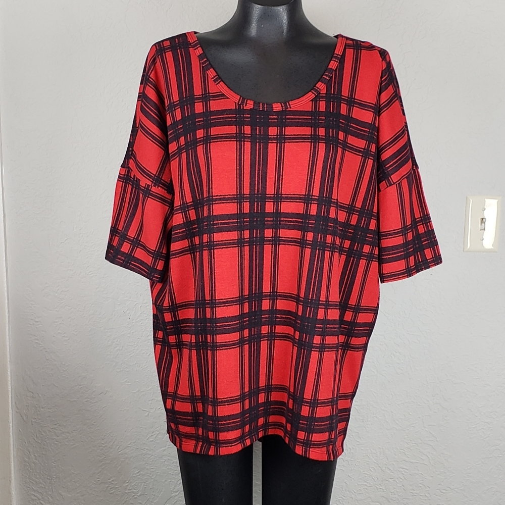 La Vie 89 Red and Black Plaid Sweatshirt